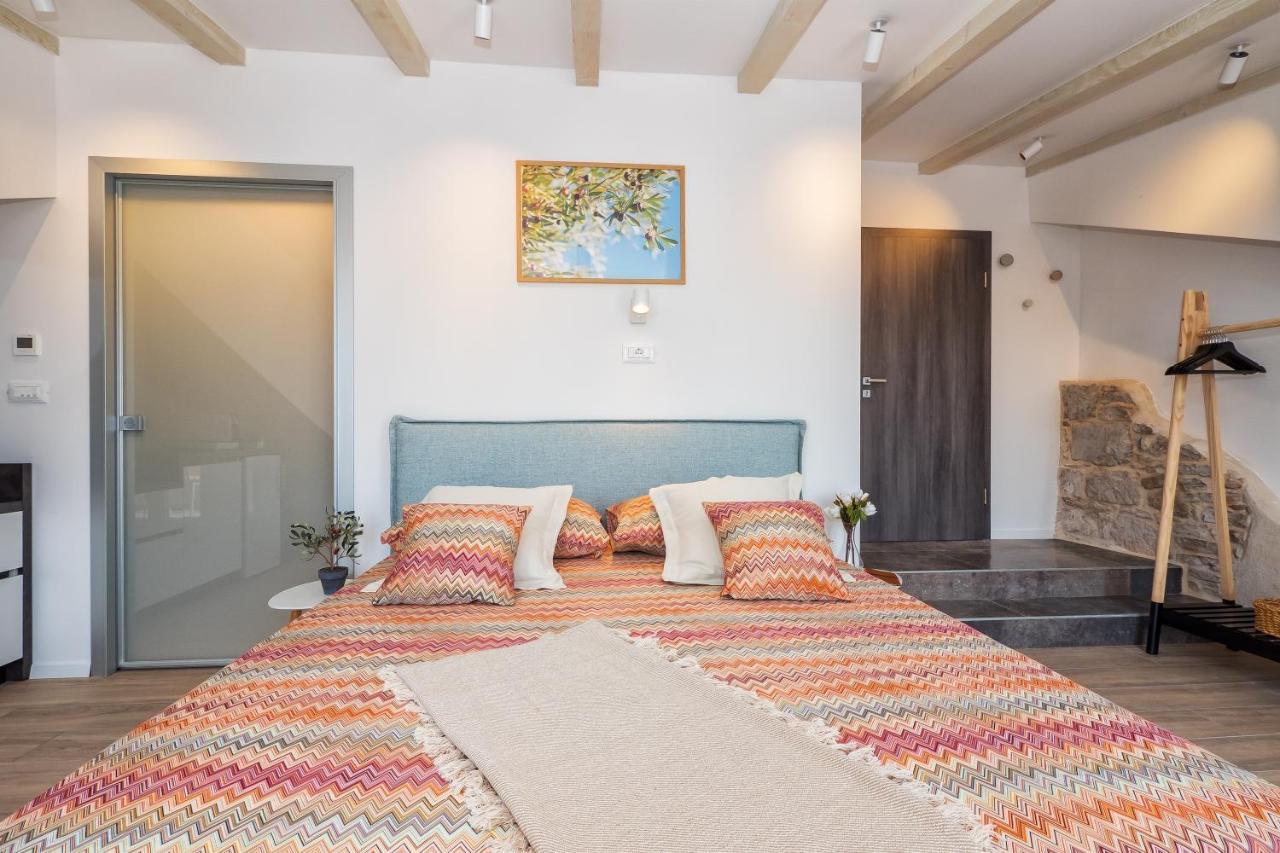 Lucio Suites Спліт Екстер'єр фото