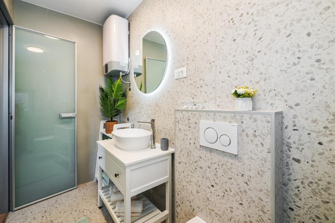 Lucio Suites Спліт Екстер'єр фото